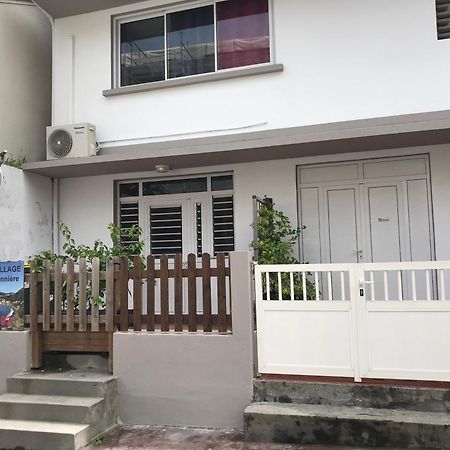 L'Escale Du Mouillage Apartment Saint-Pierre Ngoại thất bức ảnh